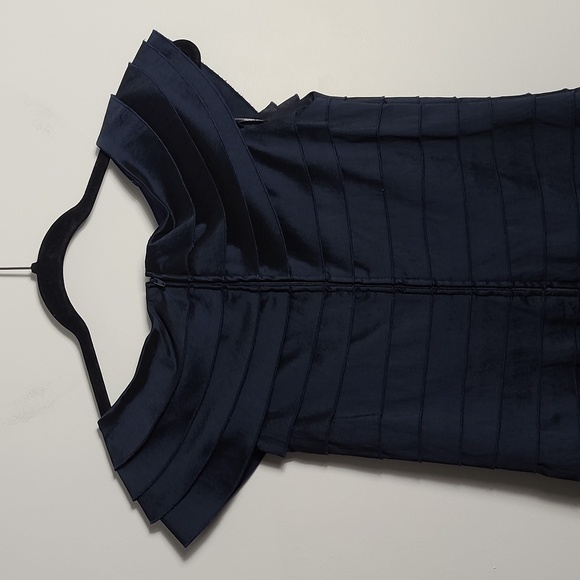 TADASHI SHOJI Midnight Blue Pleated Layered Tiered Ruffle 3D Flower Size 6 - Picture 13 of 14